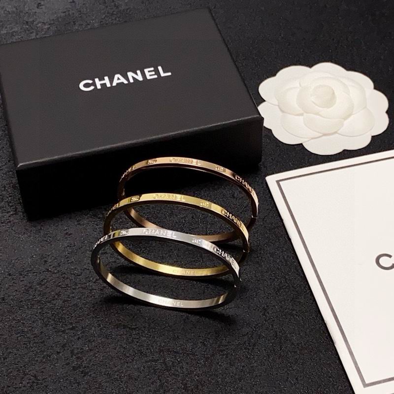 Chanel Bracelet 06yxs27